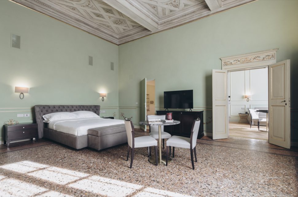 Cherubs Suite Palazzo Gregorini Bingham - Art Luxury Suites - Bologna